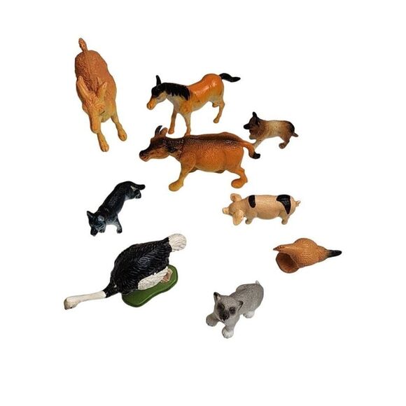 Set of 9 Plastic Farm Animals, Replacement pieces - Picture 1 of 8